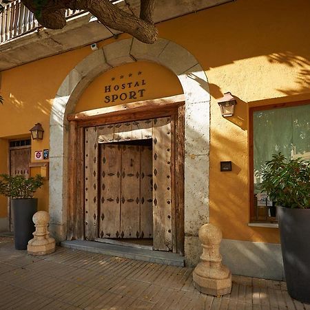 Hotel-Hostal Sport Falset Esterno foto