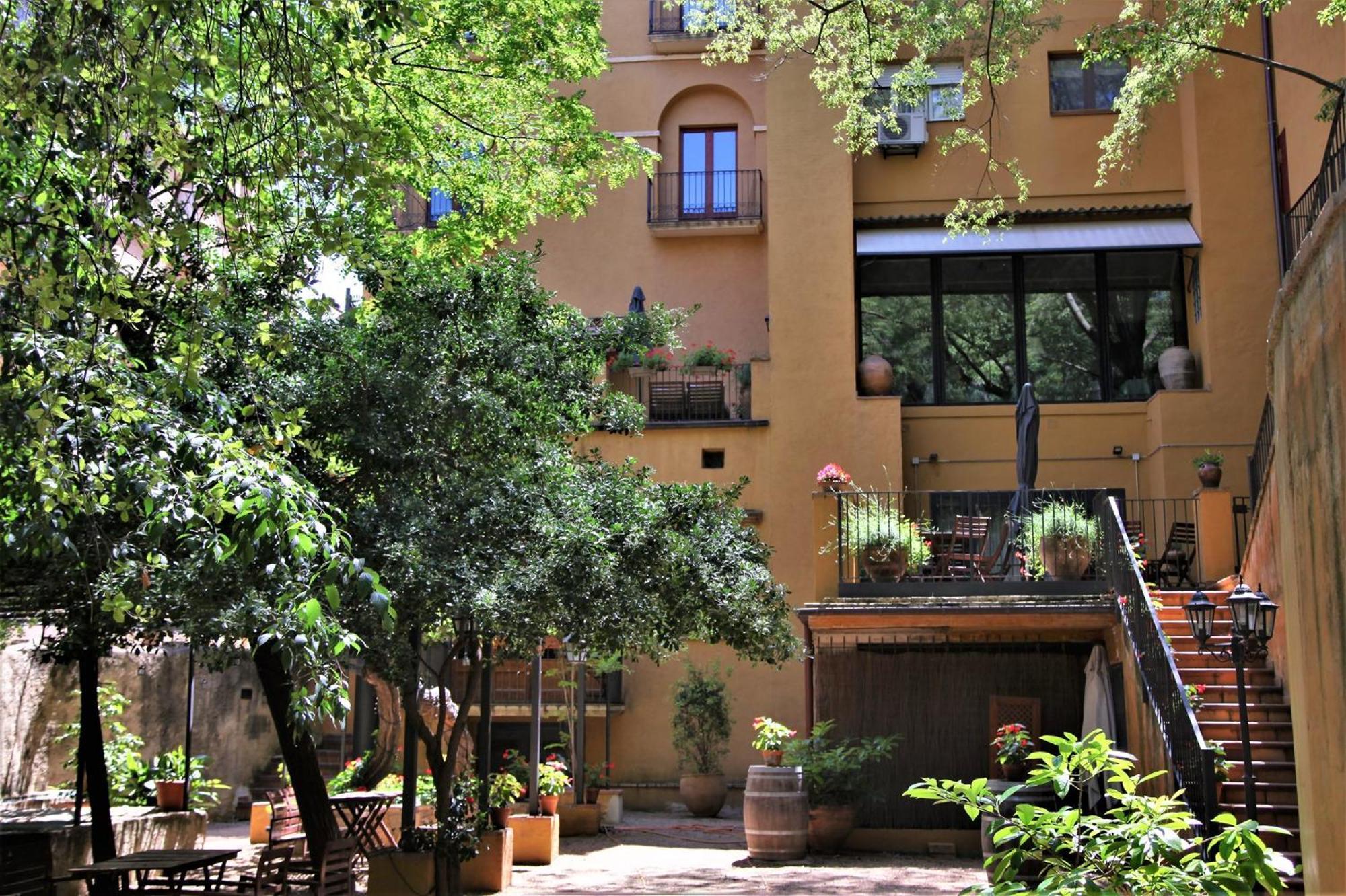 Hotel-Hostal Sport Falset Esterno foto