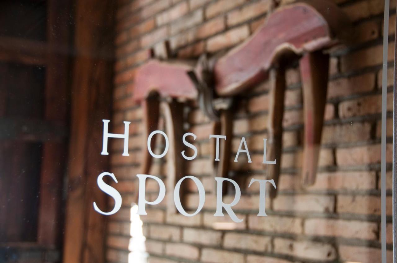Hotel-Hostal Sport Falset Esterno foto